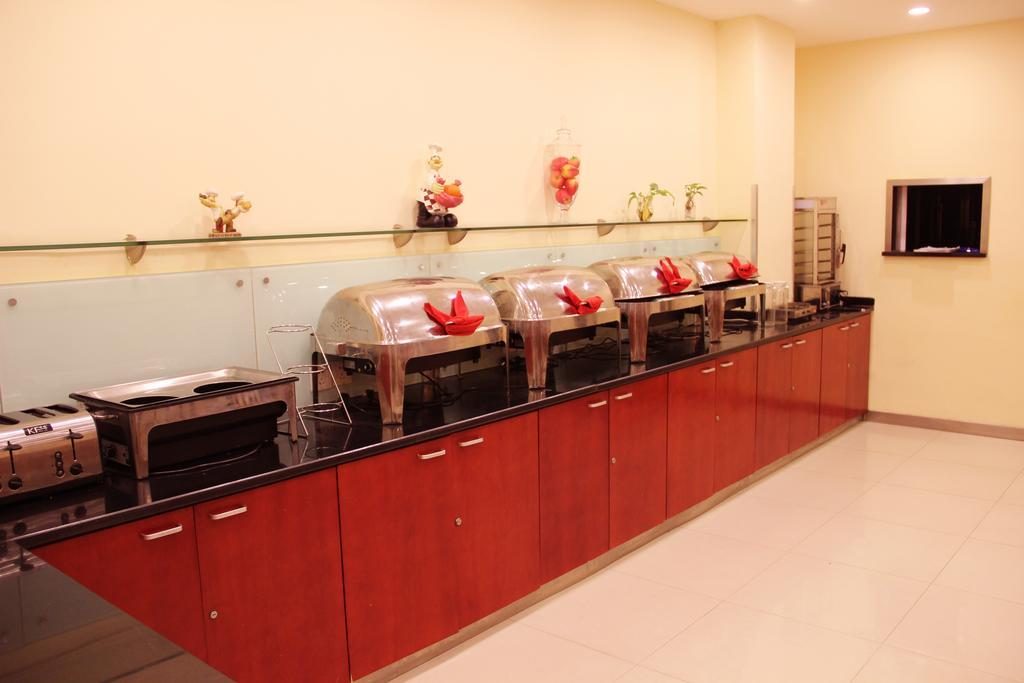 Hanting Hotel Shanghai South Railway Station Luoxiang Road Branch Buitenkant foto